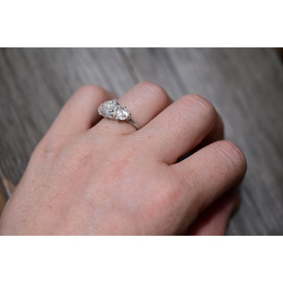 Raw Diamond Engagement Ring Rough Diamond Jewelry Natural and Uncut Diam… - Picture 5 of 6